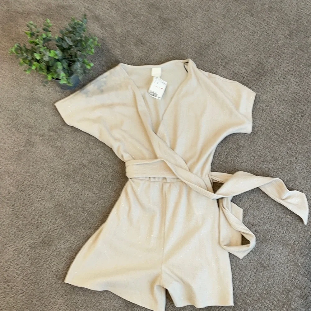 H&M Romper - Picture 2 of 4